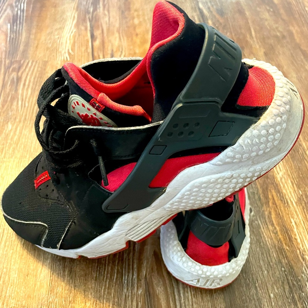 Nike hurache run sneakers